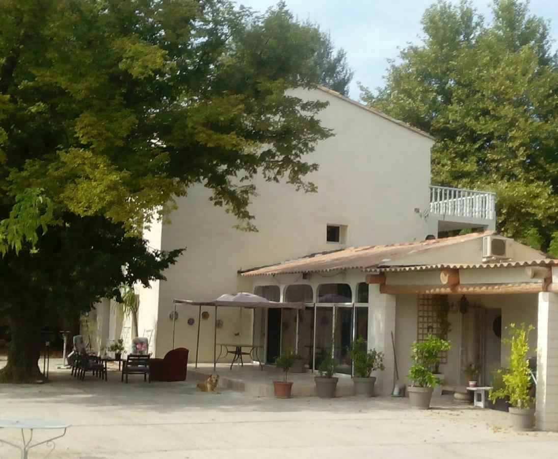 Bed and Breakfast Au Pays Du Ventoux Le Thor Zewnętrze zdjęcie